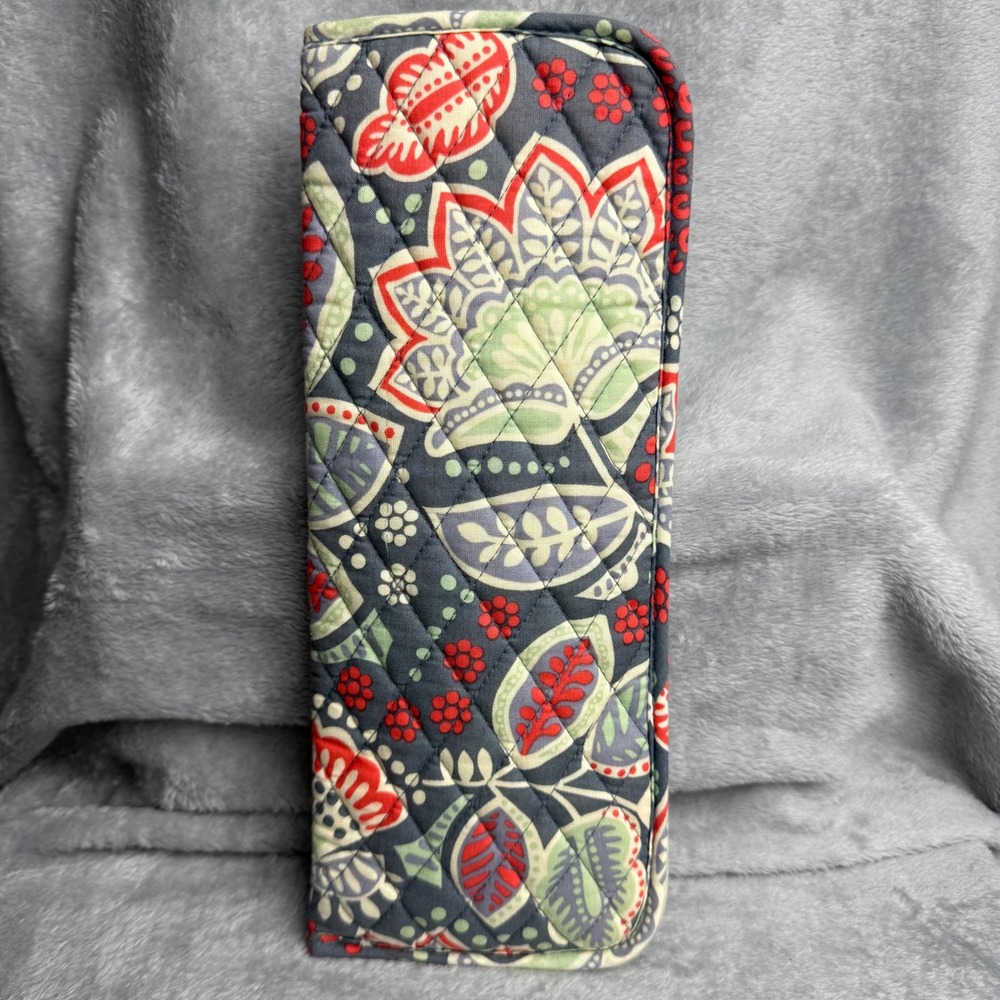 Vera Bradley Quilted Floral Curling Iron Cover Heat Resistant Travel Sleeve
